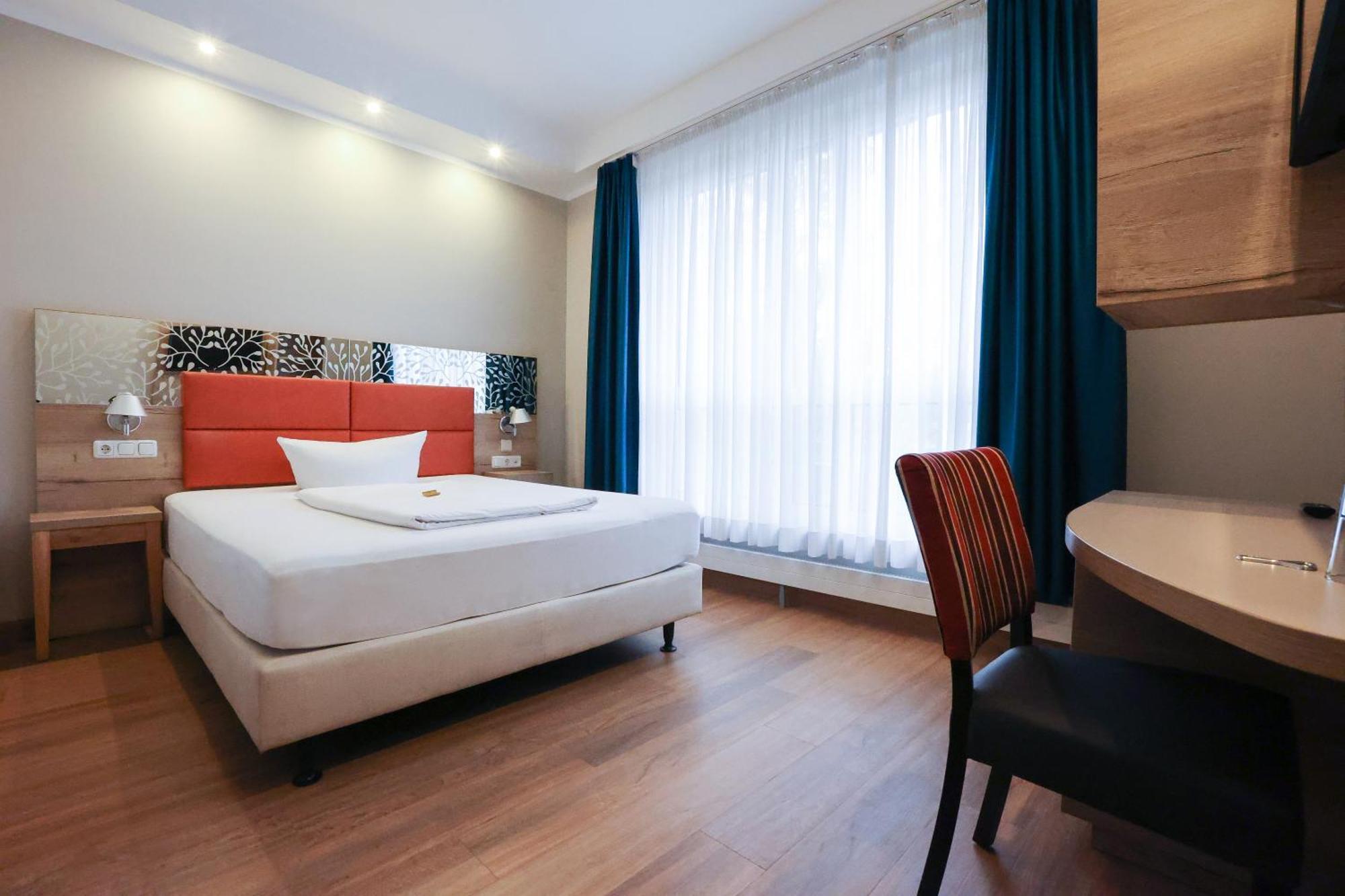 Hotel Blaubeurer Tor 乌尔姆 外观 照片