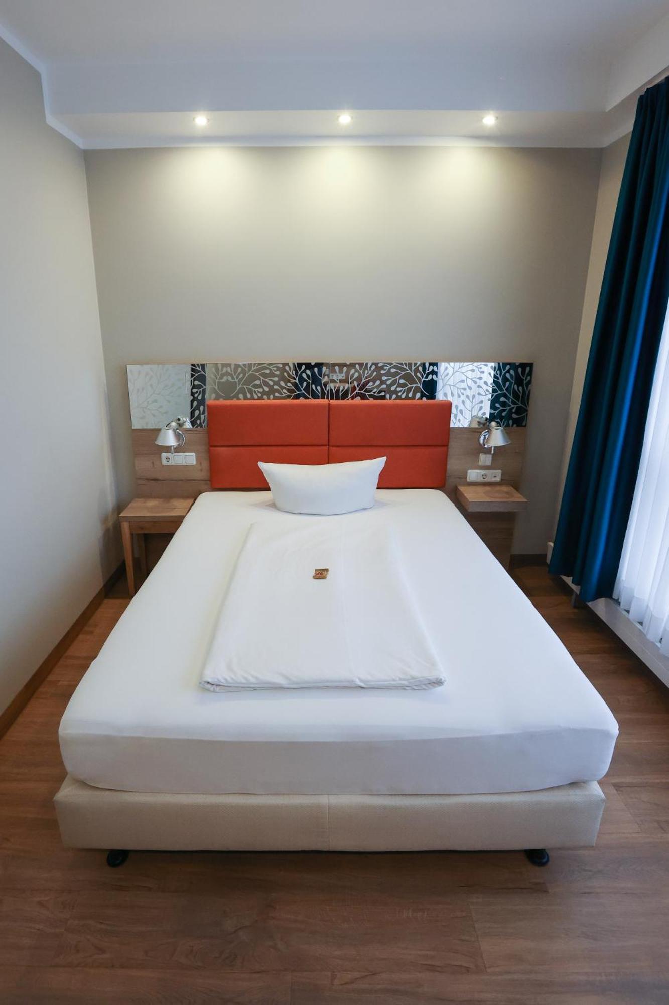 Hotel Blaubeurer Tor 乌尔姆 外观 照片