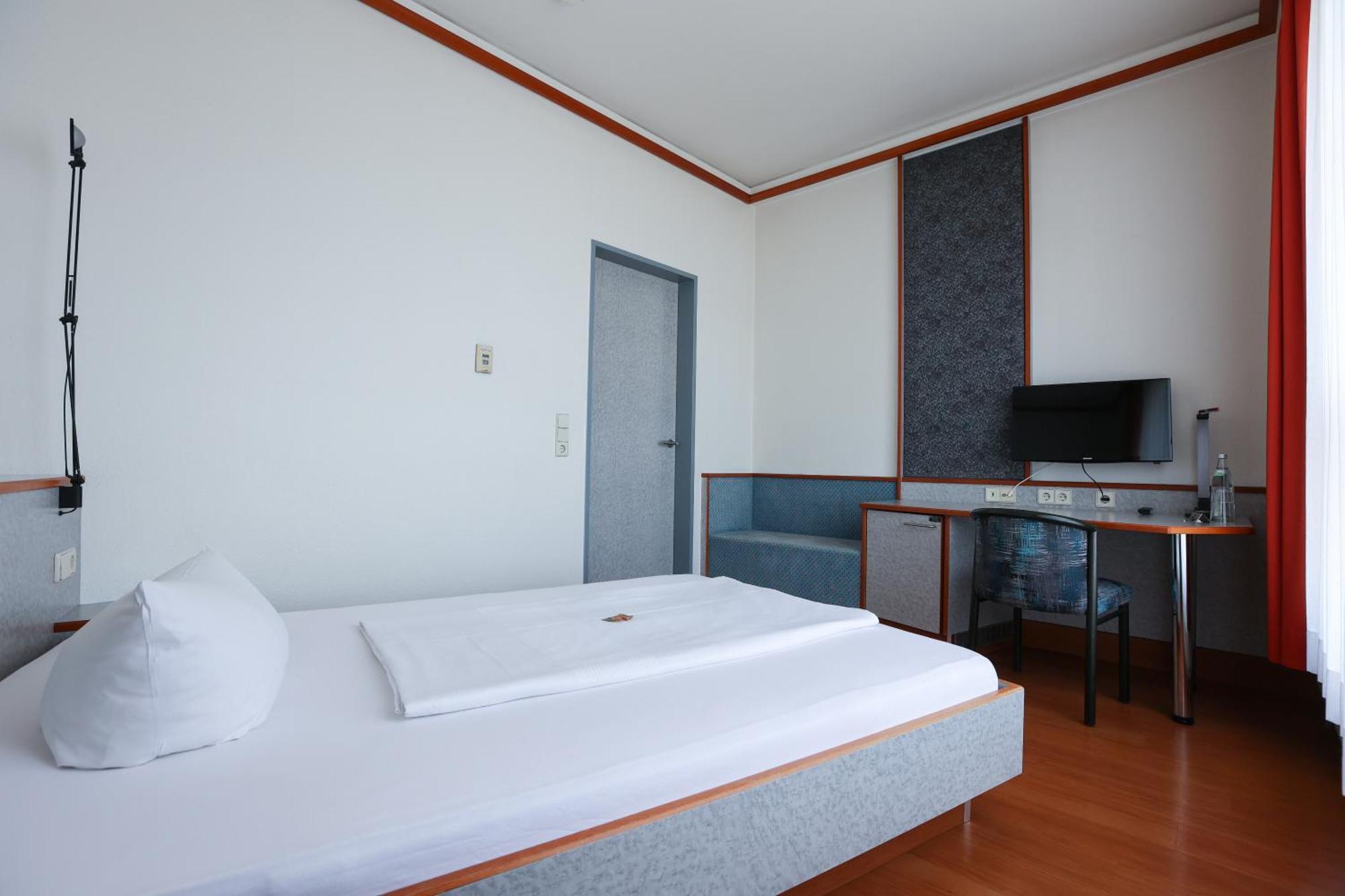 Hotel Blaubeurer Tor 乌尔姆 外观 照片